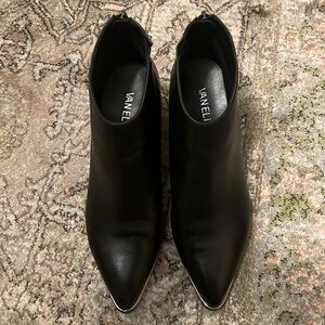 Black Van Eli bootie with 2in heel
